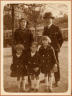 Jeanne Pivet et René Lenoir et leurs enfants Claudine, Jean et Jeanine Lenoir - Paris 1931